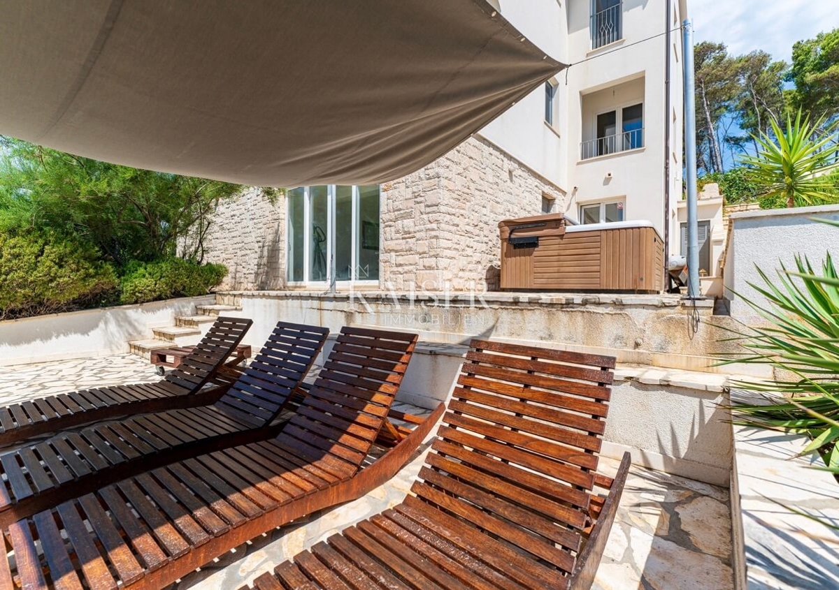 Korčula - čudovita in osupljiva vila ob morju