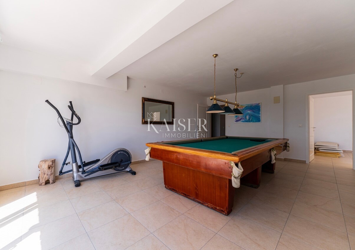 Korčula - čudovita in osupljiva vila ob morju