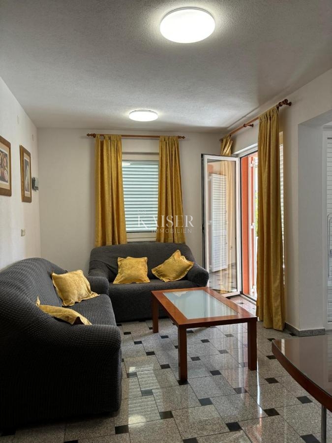 Sveti Filip i Jakov - vila prva vrsta ob morju