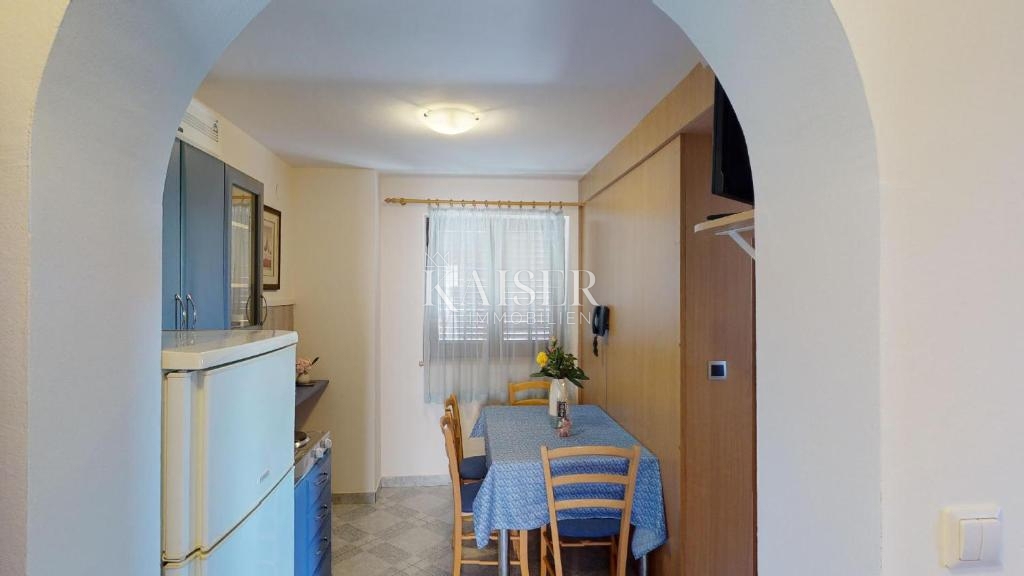 Sukošan - hiša prva vrsta do morja