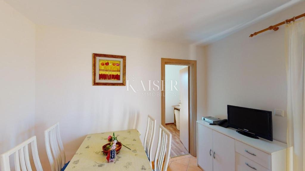 Sukošan - hiša prva vrsta do morja