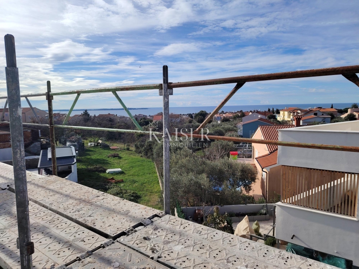 Istra, Peroj - stanovanje s pogledom na Brionske otoke 60,5 m2