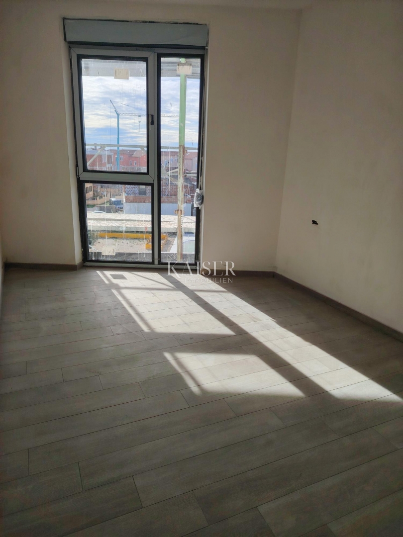 Istra, Peroj - stanovanje s pogledom na Brionske otoke 60,5 m2