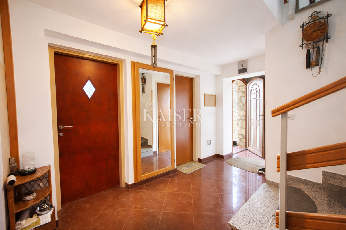 Opatija, Brseč - panoramski pogled na morje, hiša, 243 m2