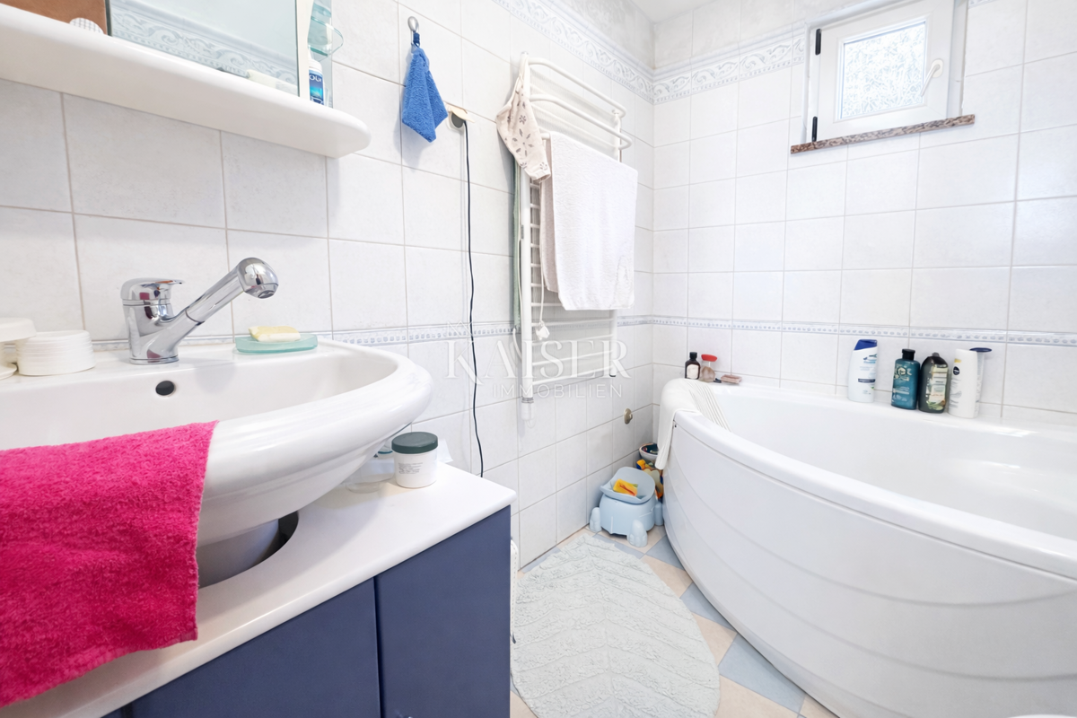 Opatija, Brseč - panoramski pogled na morje, hiša, 243 m2