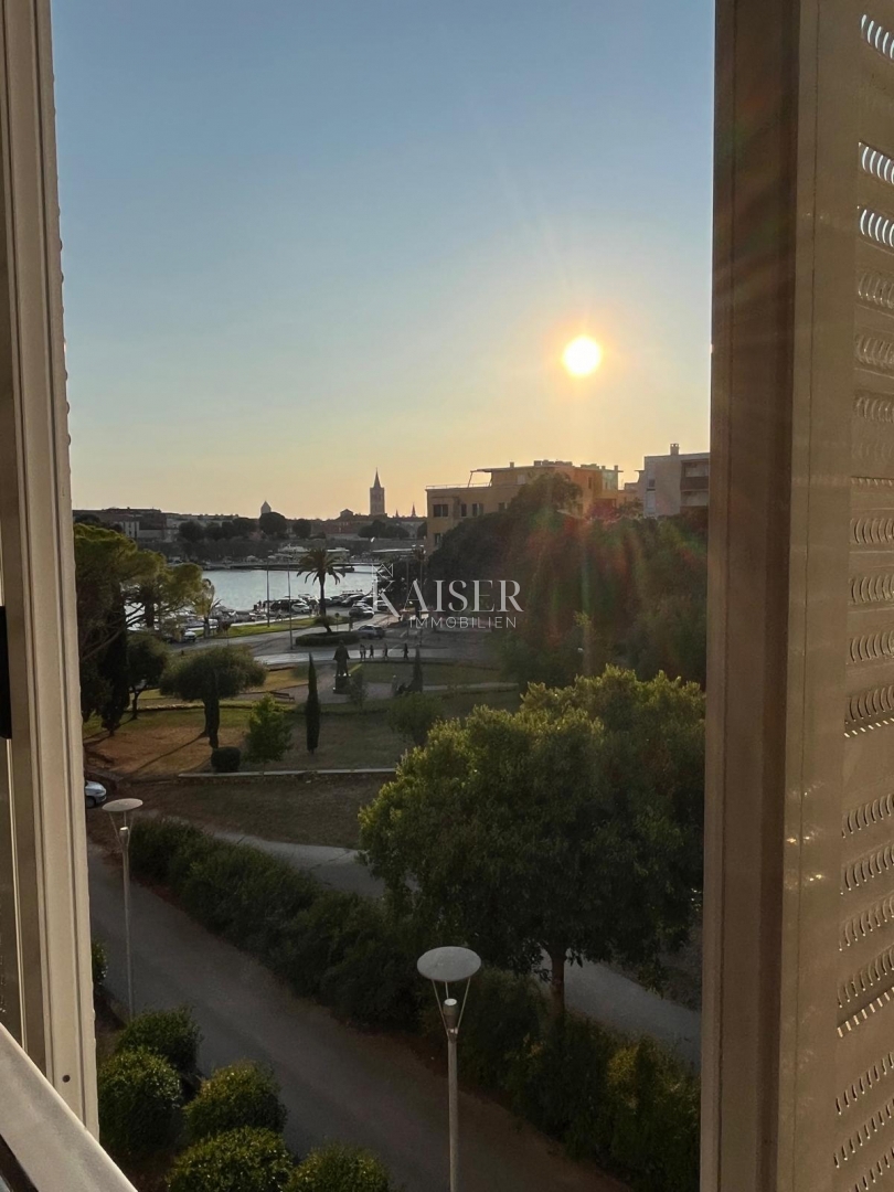 Zadar - Tiz, trosobno stanovanje s pogledom na morje