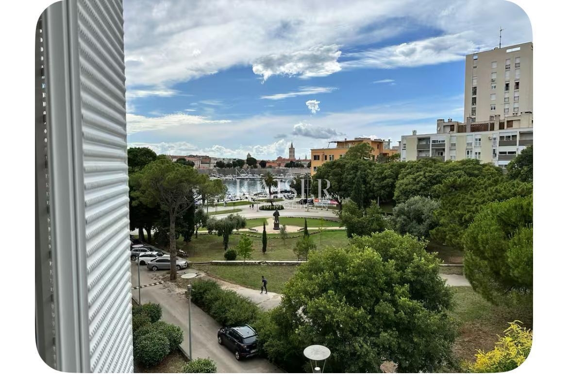 Zadar - Tiz, trosobno stanovanje s pogledom na morje