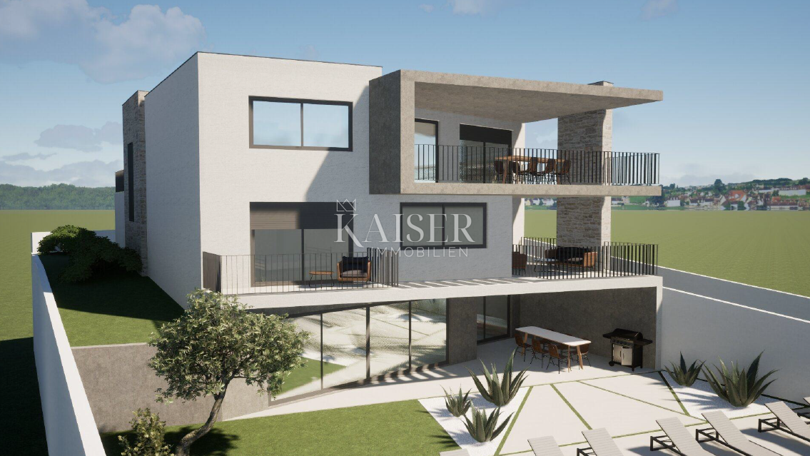 Istra - Poreč, luksuzna vila z dvigalom, notranjim in zunanjim bazenom