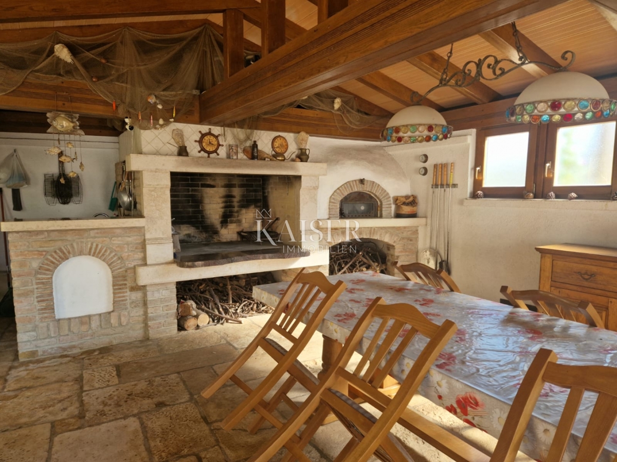 Umag, Istra, čudovita vila na odlični lokaciji v bližini morja