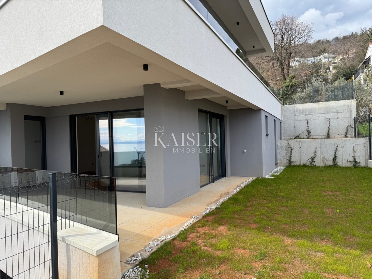 Opatija, Lovran - stanovanje v novogradnji s čudovitim razgledom in vrtom