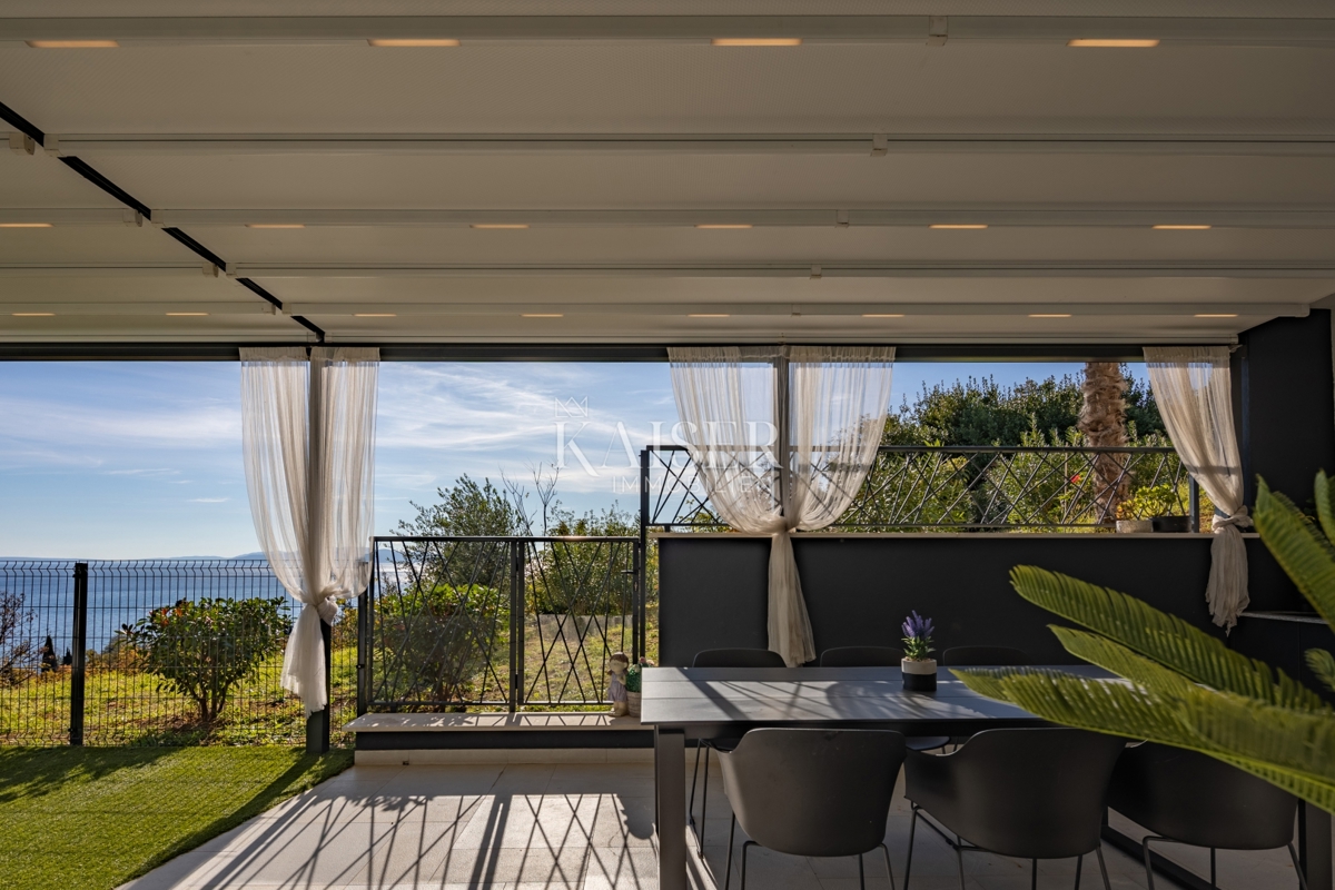 Opatija - Zasebna rezidenca z bazenom in panoramskim pogledom na morje