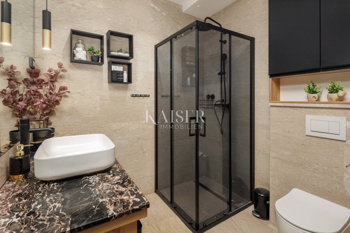 Opatija - Zasebna rezidenca z bazenom in panoramskim pogledom na morje