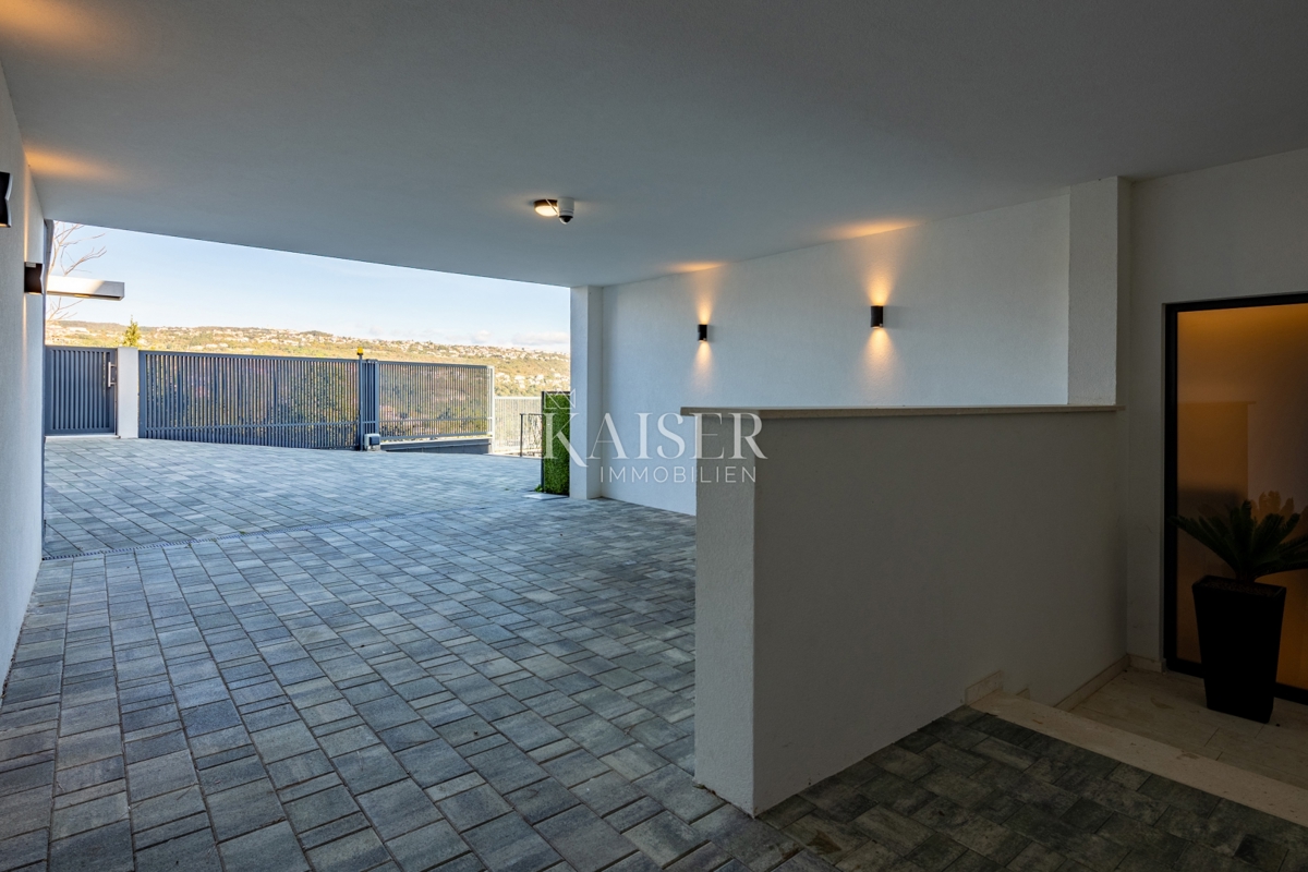 Opatija - Zasebna rezidenca z bazenom in panoramskim pogledom na morje