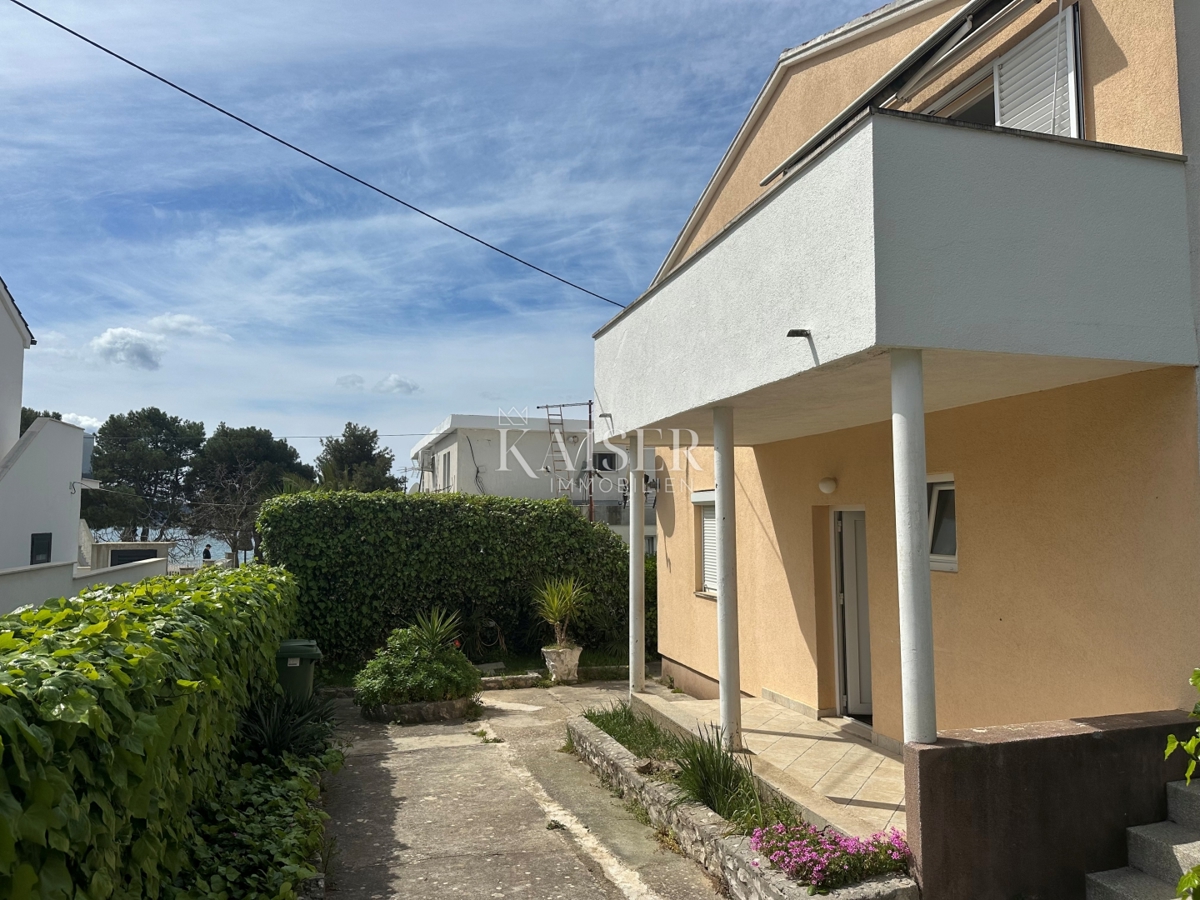 Zadar, Diklo - hiša 98 m2 ob plaži, 30 m od morja.