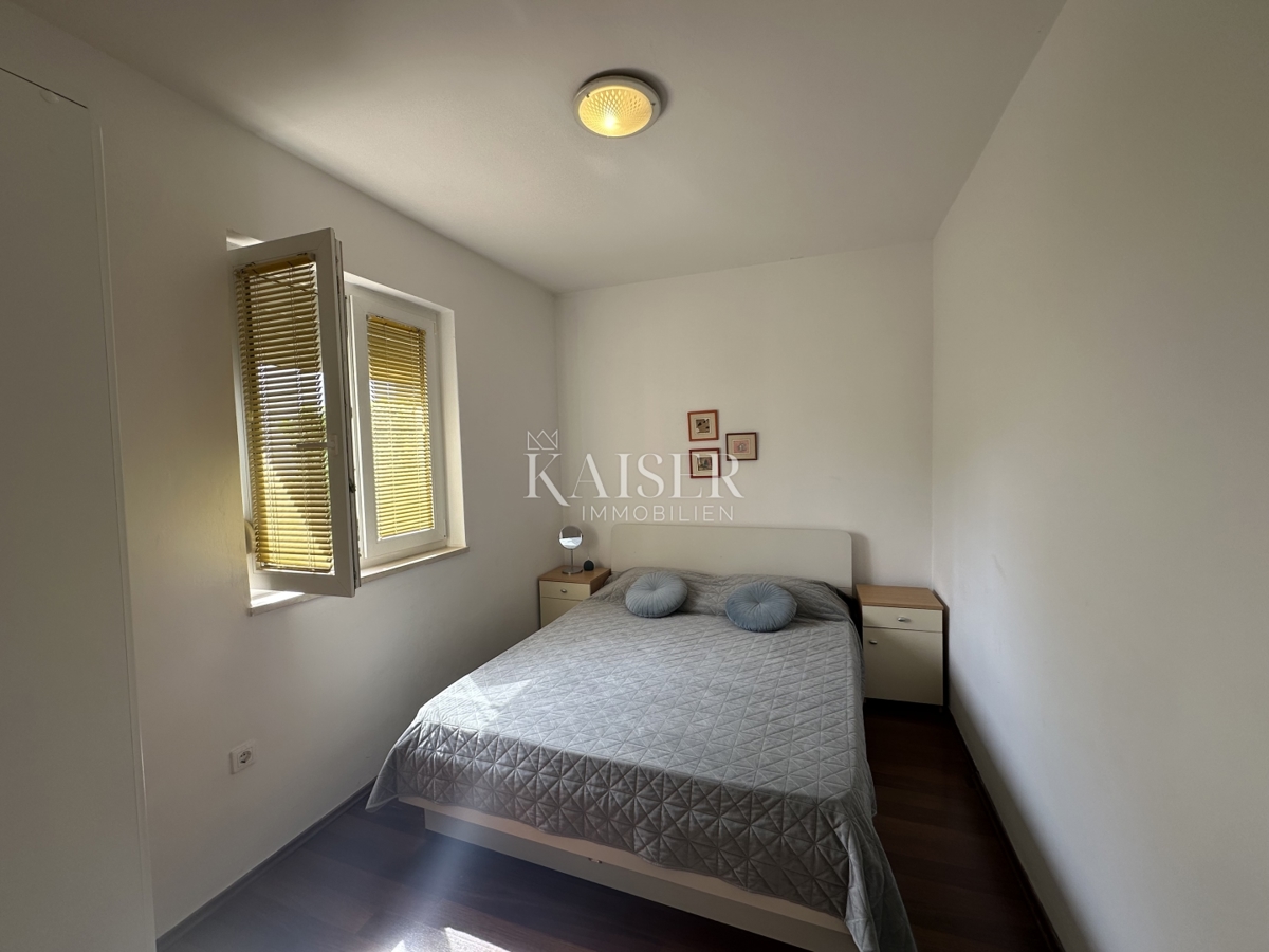 Zadar, Diklo - hiša 98 m2 ob plaži, 30 m od morja.