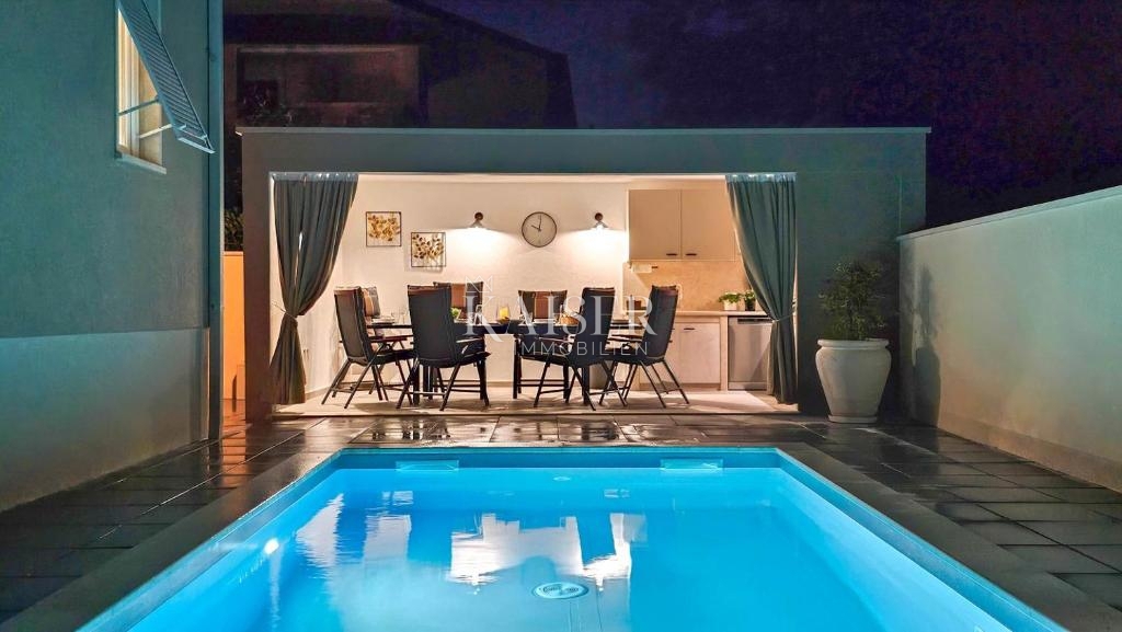 Umag, Zambratija, Istra, čudovita vila z bazenom in pogledom na morje