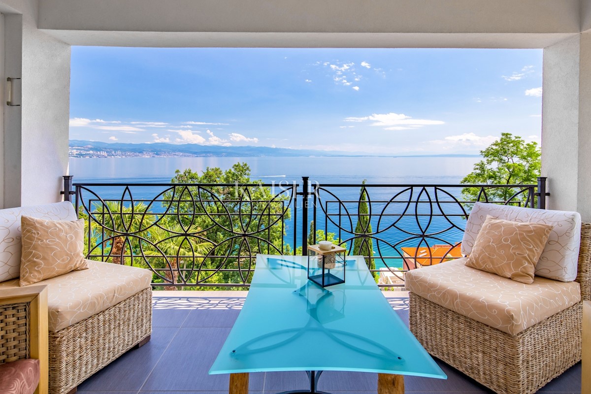 Stanovanje Opatija - Centar, Opatija, 135,32m2