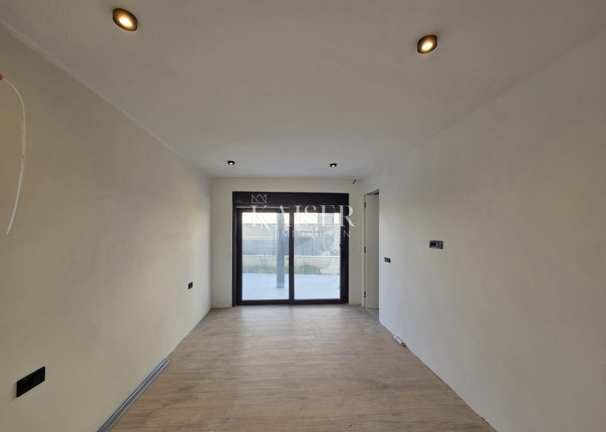 Otok Krk, Malinska - Luksuzna hiša dvojček z zasebnim bazenom