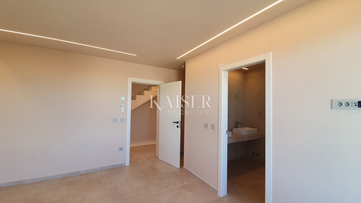 Istra - Poreč, luksuzna vila s savno in bazenom, pogled na morje