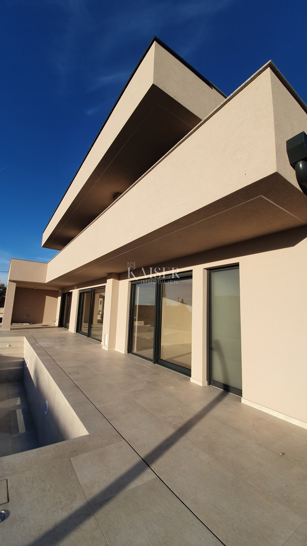 Istra - Poreč, luksuzna vila s savno in bazenom, pogled na morje