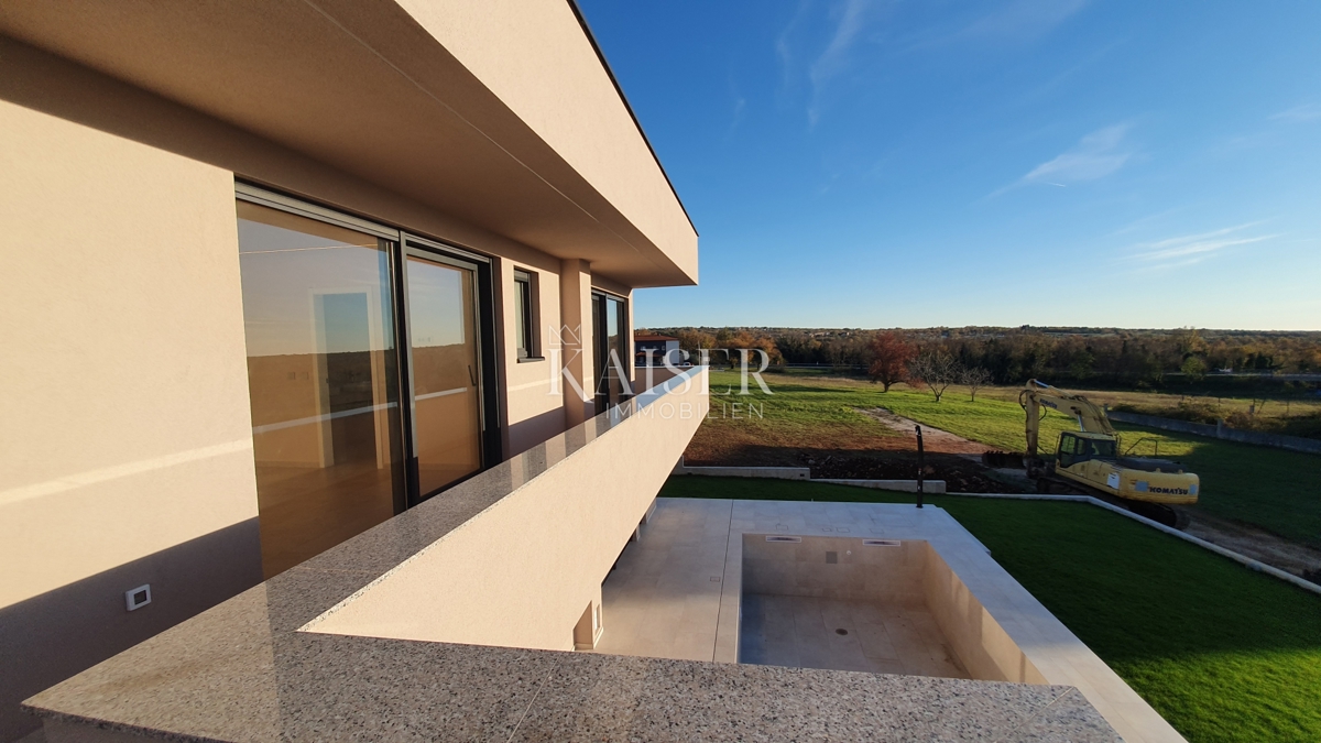 Istra - Poreč, luksuzna vila s savno in bazenom, pogled na morje