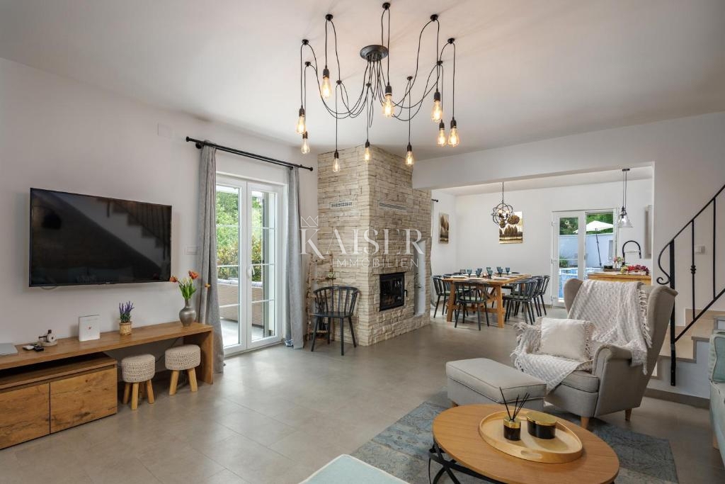 Hiša Drivenik, Vinodolska Općina, 180m2