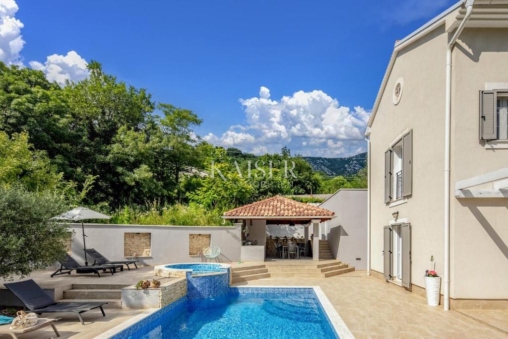 Hiša Drivenik, Vinodolska Općina, 180m2