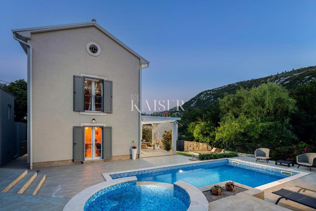 Hiša Drivenik, Vinodolska Općina, 180m2