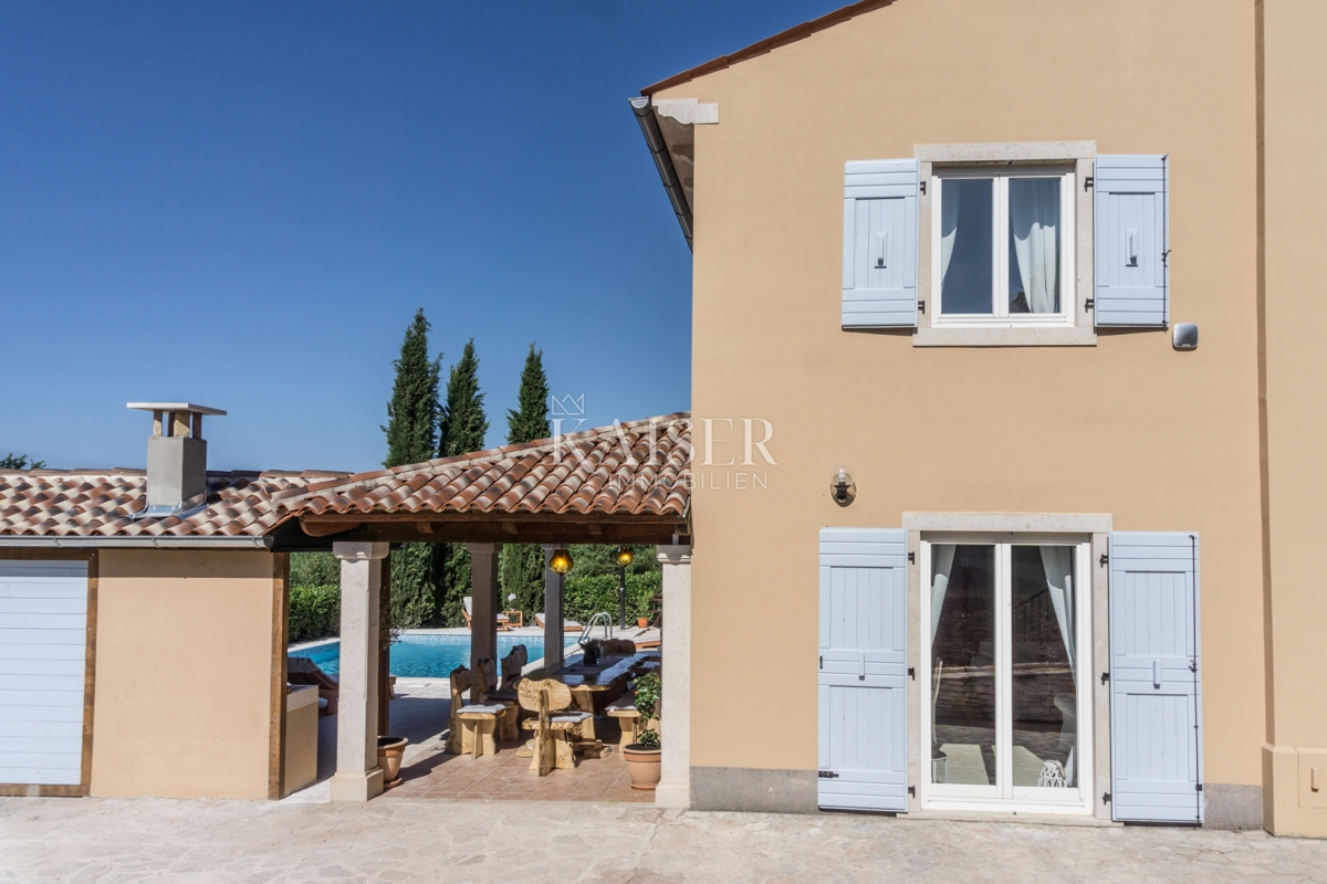 Vila Smoljanci, Svetvinčenat, 180m2
