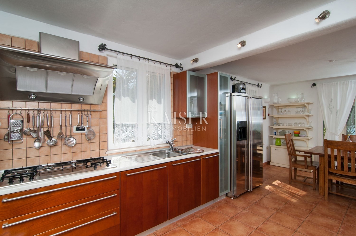 Vila Supetar, 210m2
