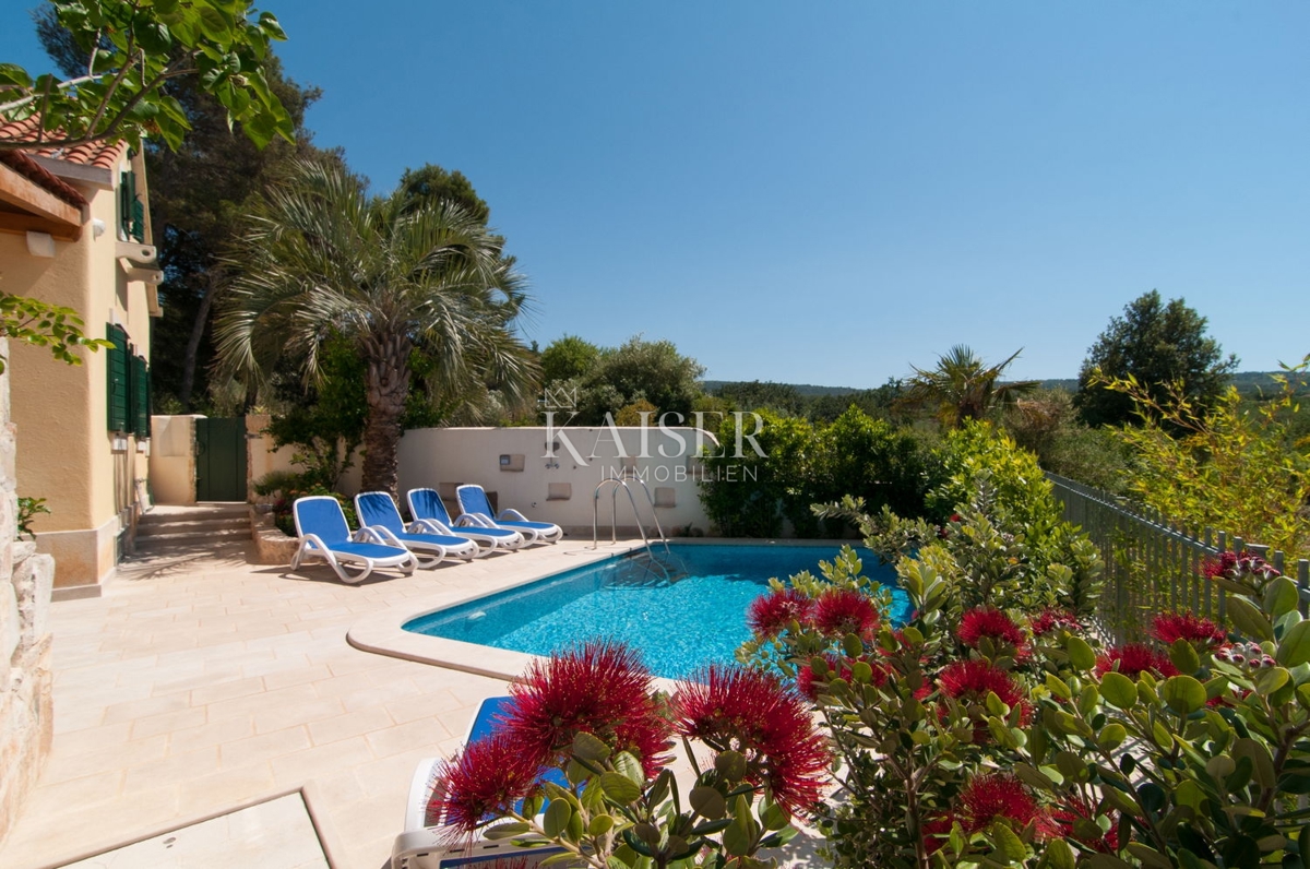 Vila Supetar, 210m2