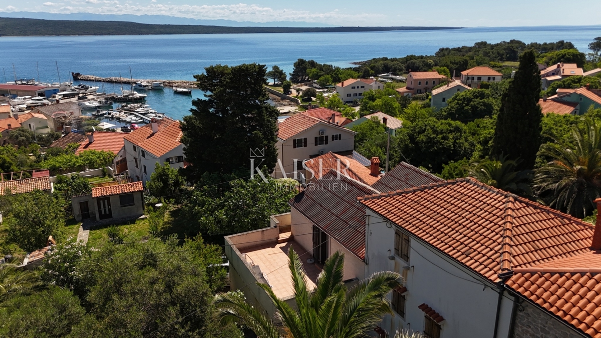 Hiša Nerezine, Mali Lošinj, 868m2