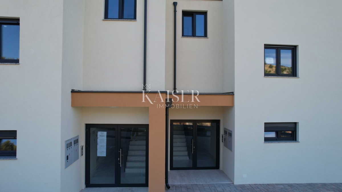 Šibenik, Žaborić Ekskluzivno penthouse s panoramsko strešno teraso