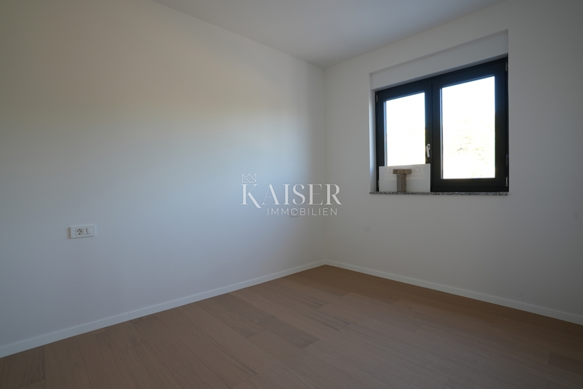Šibenik, Žaborić Ekskluzivno penthouse s panoramsko strešno teraso