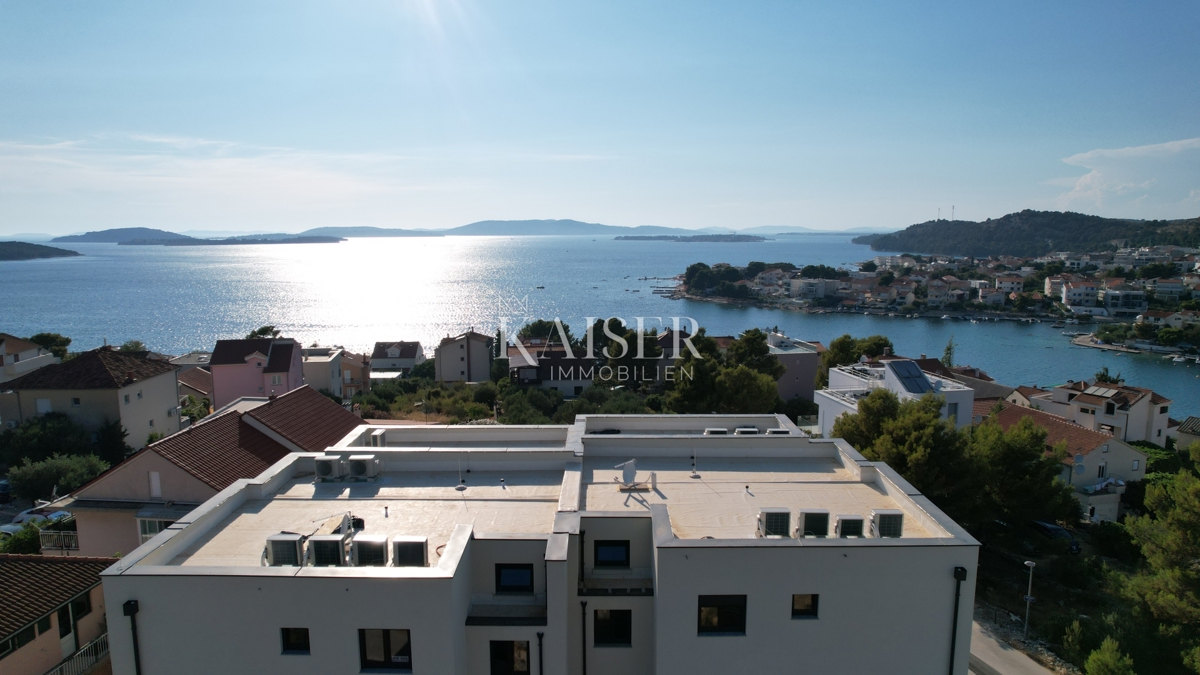 Šibenik, Žaborić Ekskluzivno penthouse s panoramsko strešno teraso