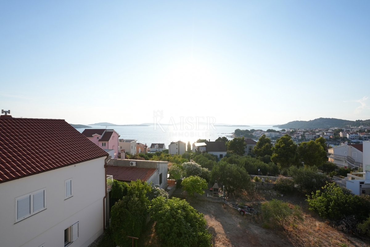 Šibenik, Žaborić Ekskluzivno penthouse s panoramsko strešno teraso