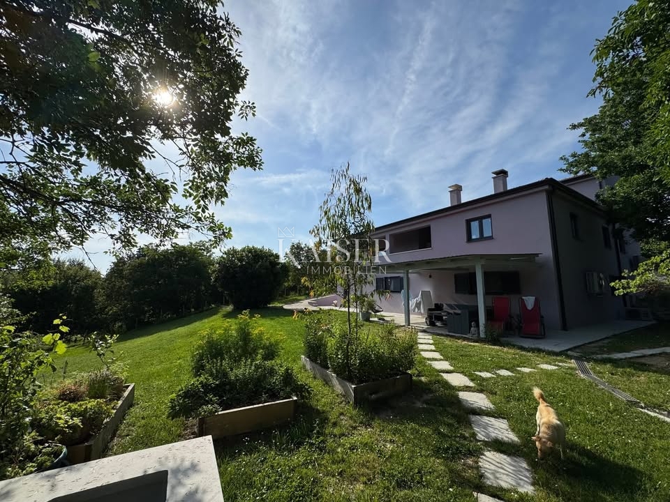 Hiša Gračišće, 303m2