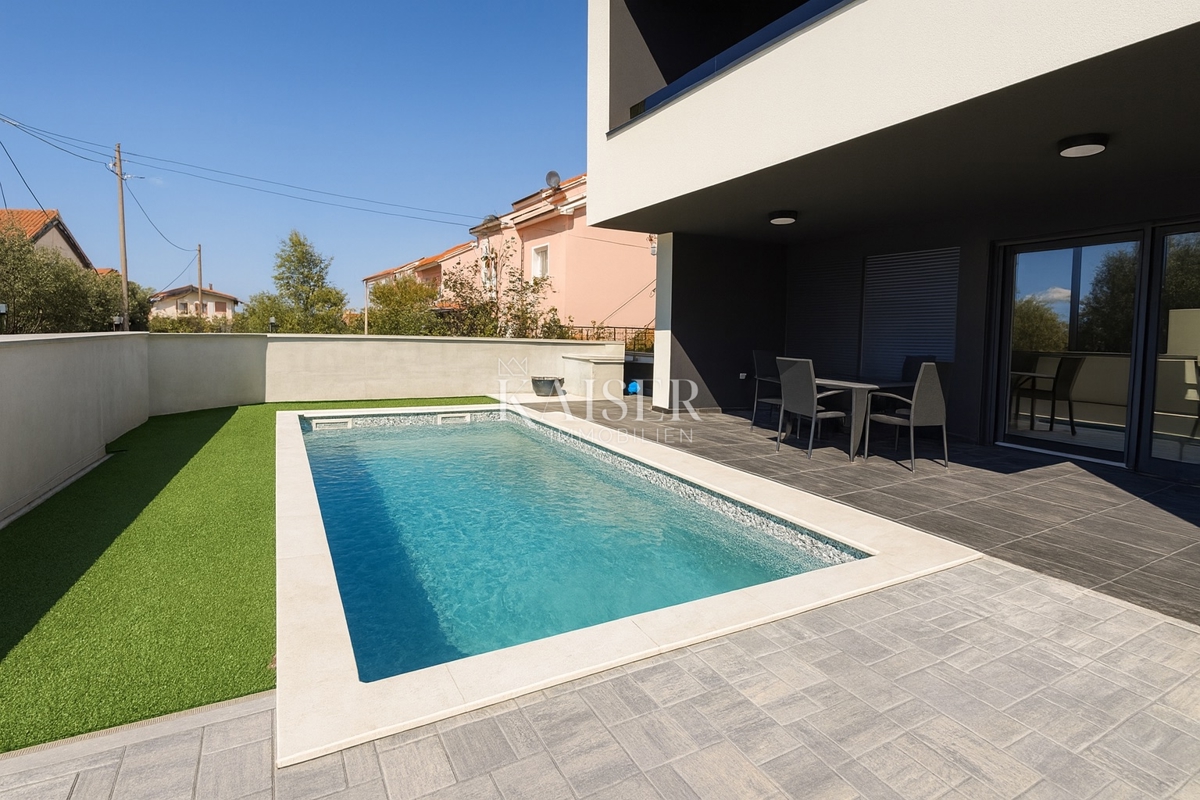 Zadar – Privlaka | Luksuzna hiša z bazenom
