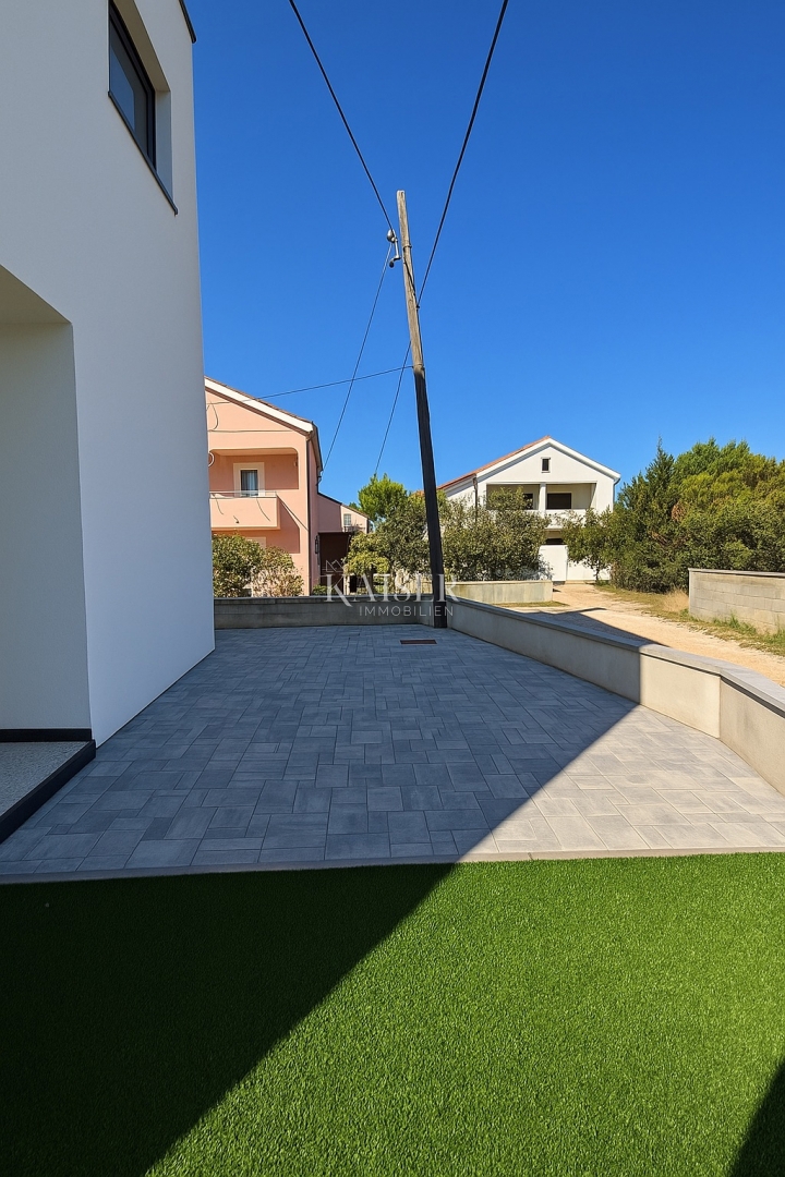 Zadar – Privlaka | Luksuzna hiša z bazenom