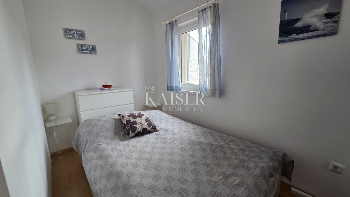 Novi Vinodolski - apartma, studio z ločeno sobo in pogledom na morje