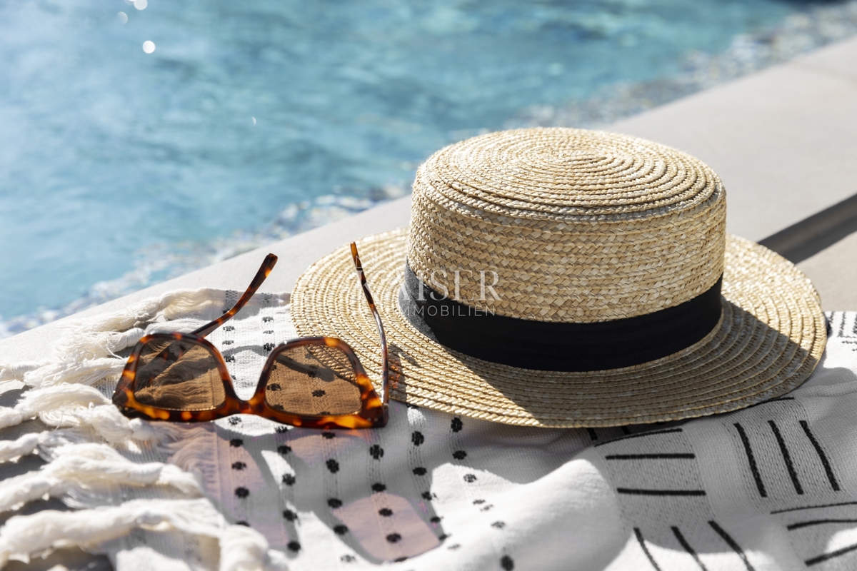 Istra - Poreč, luksuzna vila s pogledom na morje, bazenom in savno