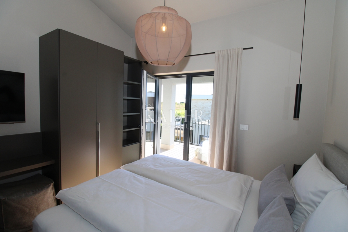 Istra - Poreč, luksuzna vila s pogledom na morje, bazenom in savno