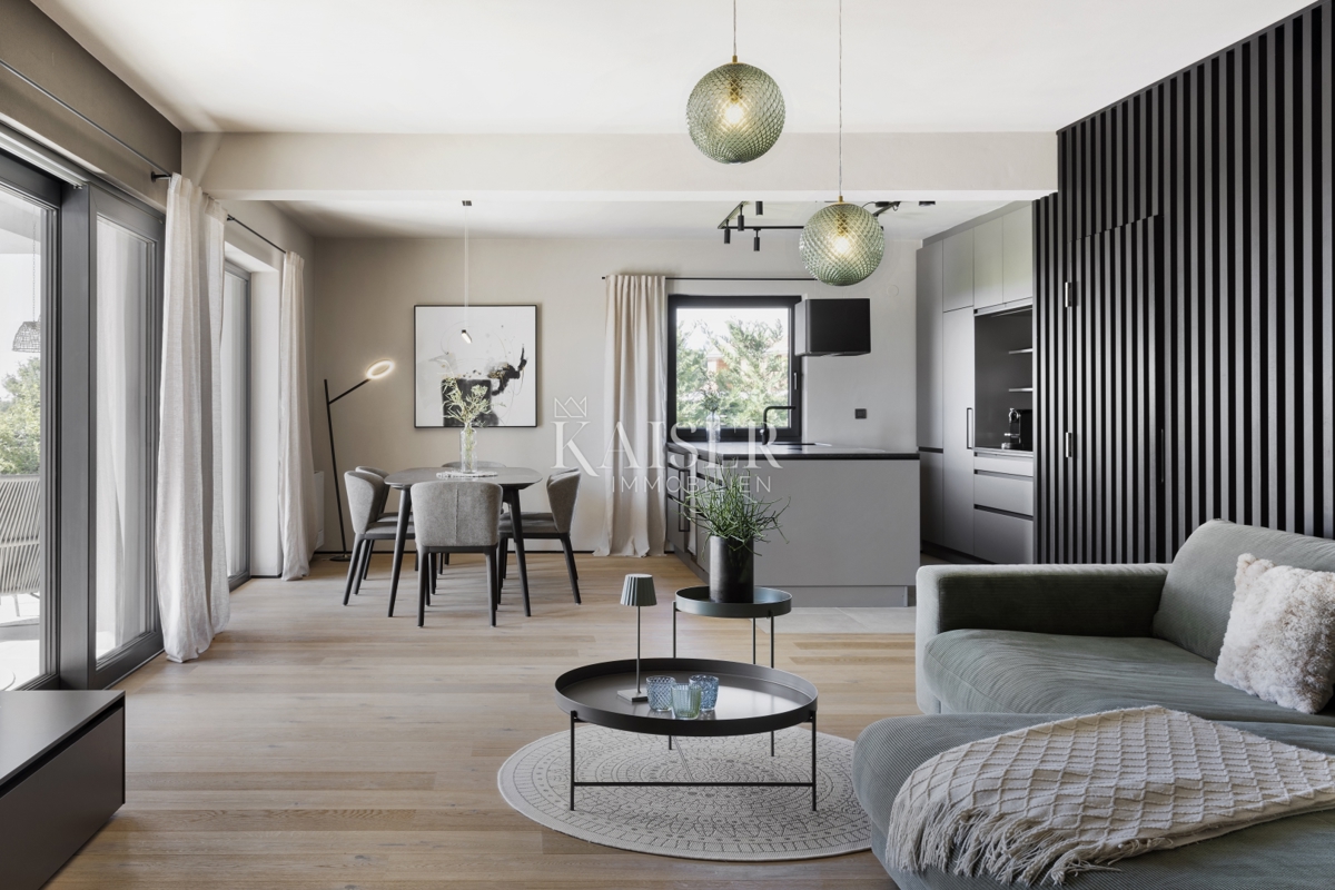 Istra - Poreč, luksuzna vila s pogledom na morje, bazenom in savno