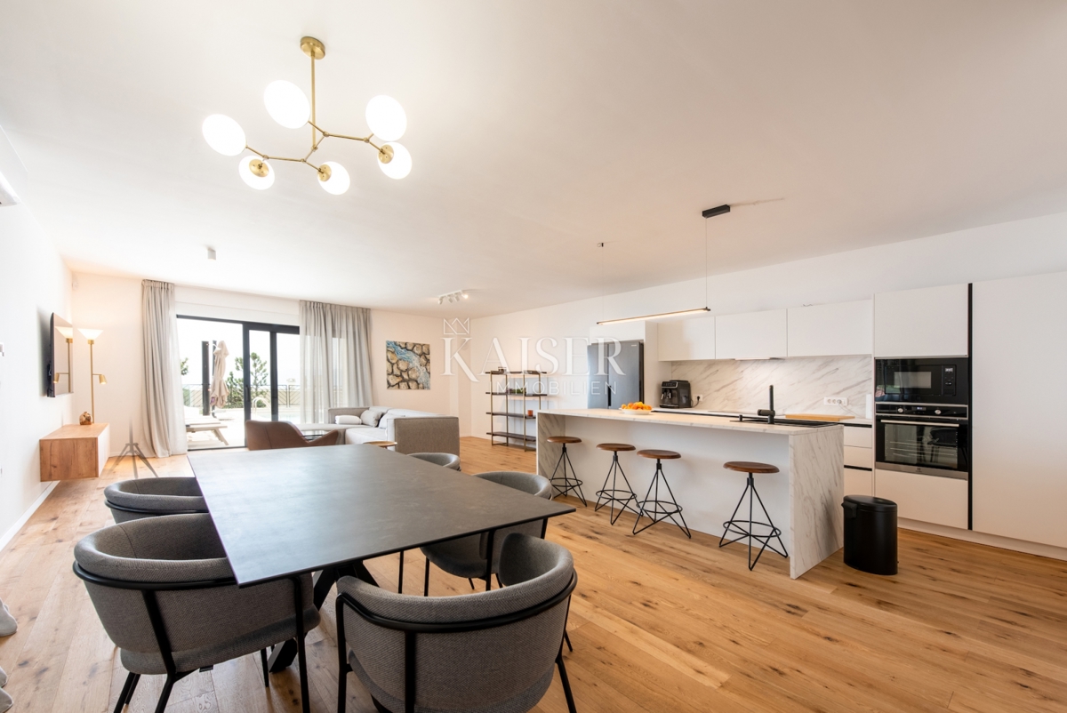 Hiša Šodići, Kostrena, 213m2