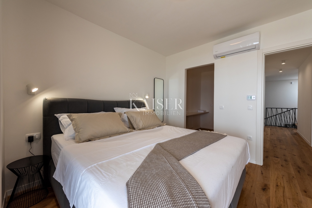 Hiša Šodići, Kostrena, 213m2