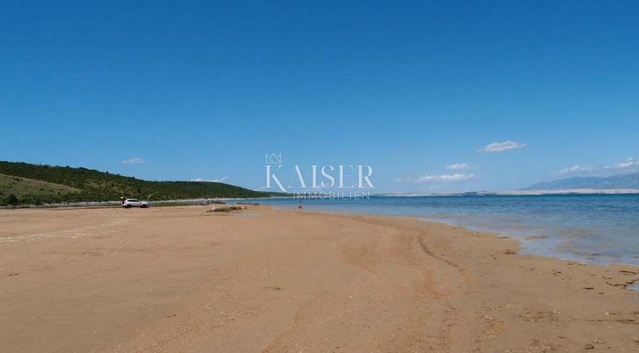  Zazidljivo zemljišče Ljubač, Ražanac, 615m2