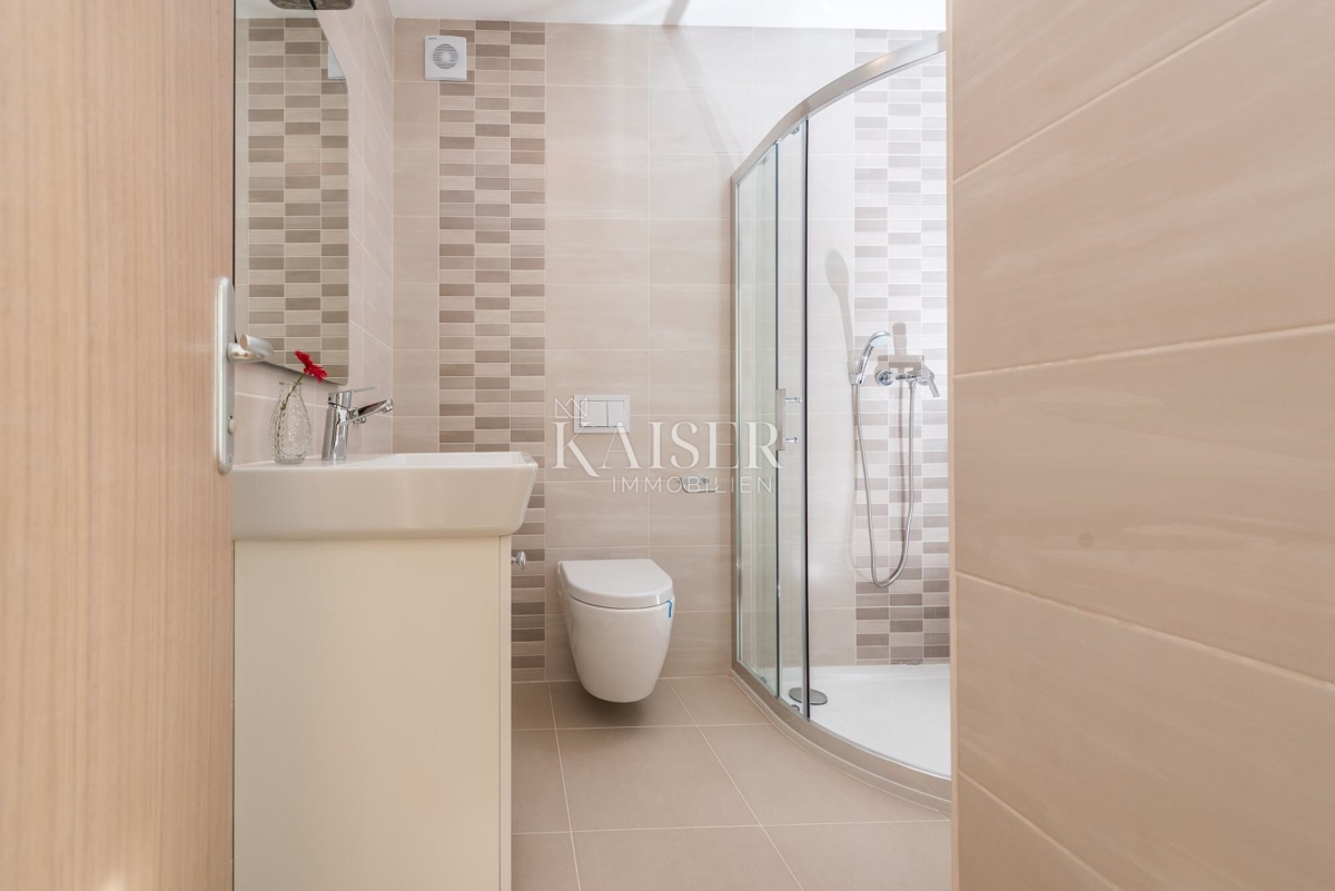 Hiša Debeljak, Sukošan, 1.630m2