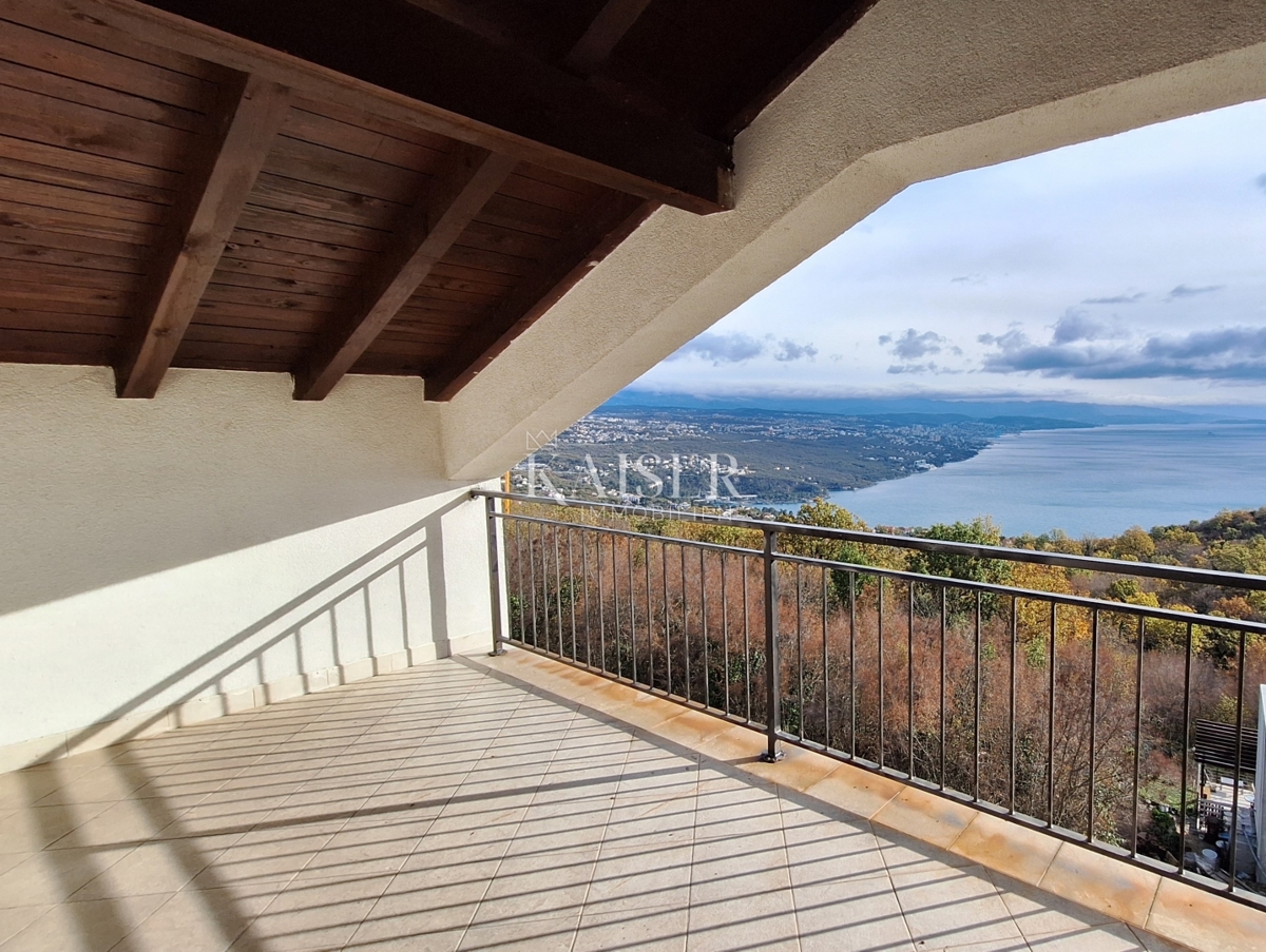 Hiša Bregi, Matulji, 394m2