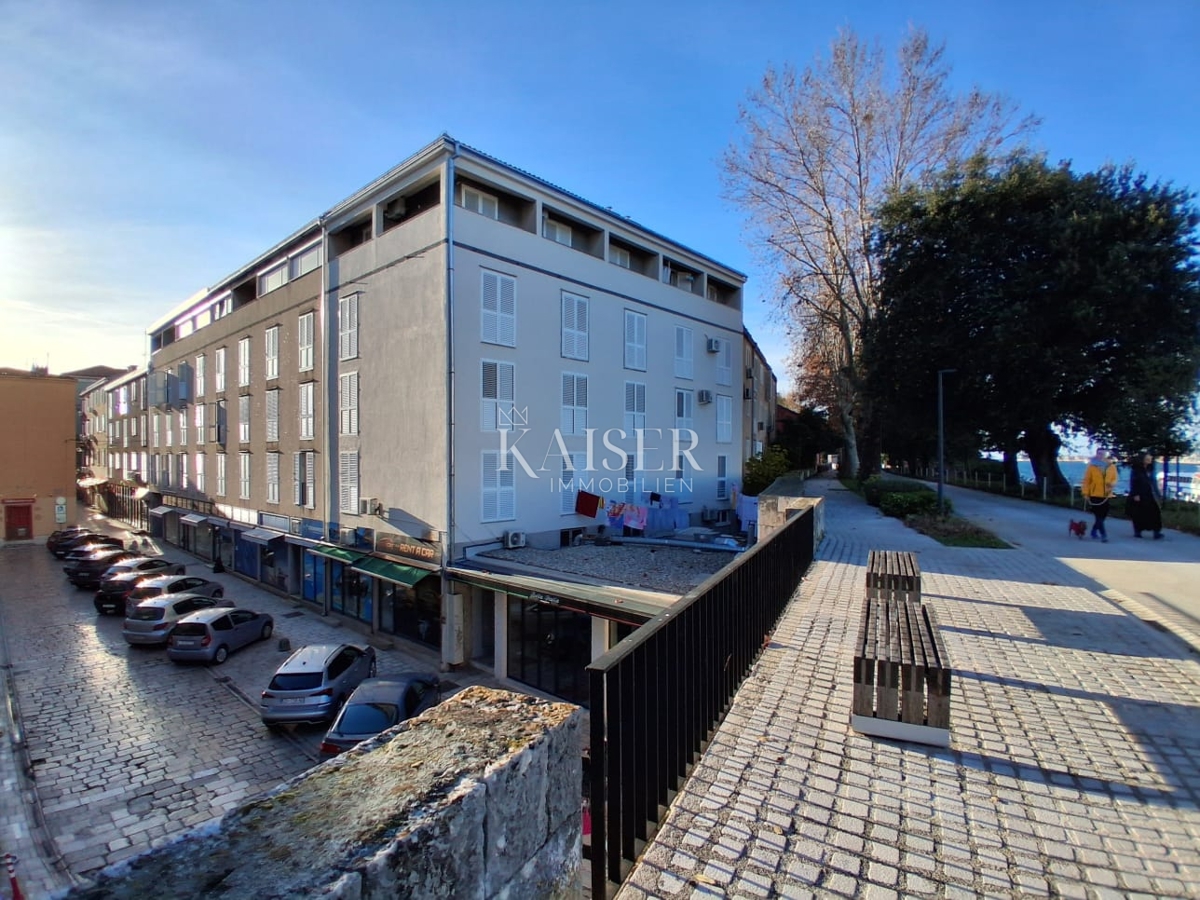 Zadar, Poluotok – trisobno stanovanje 75 m² – 339.000 €