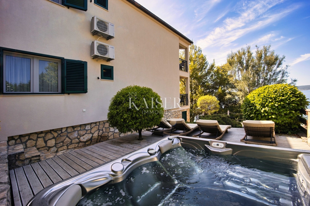 Hiša Maslenica, Jasenice, 113m2